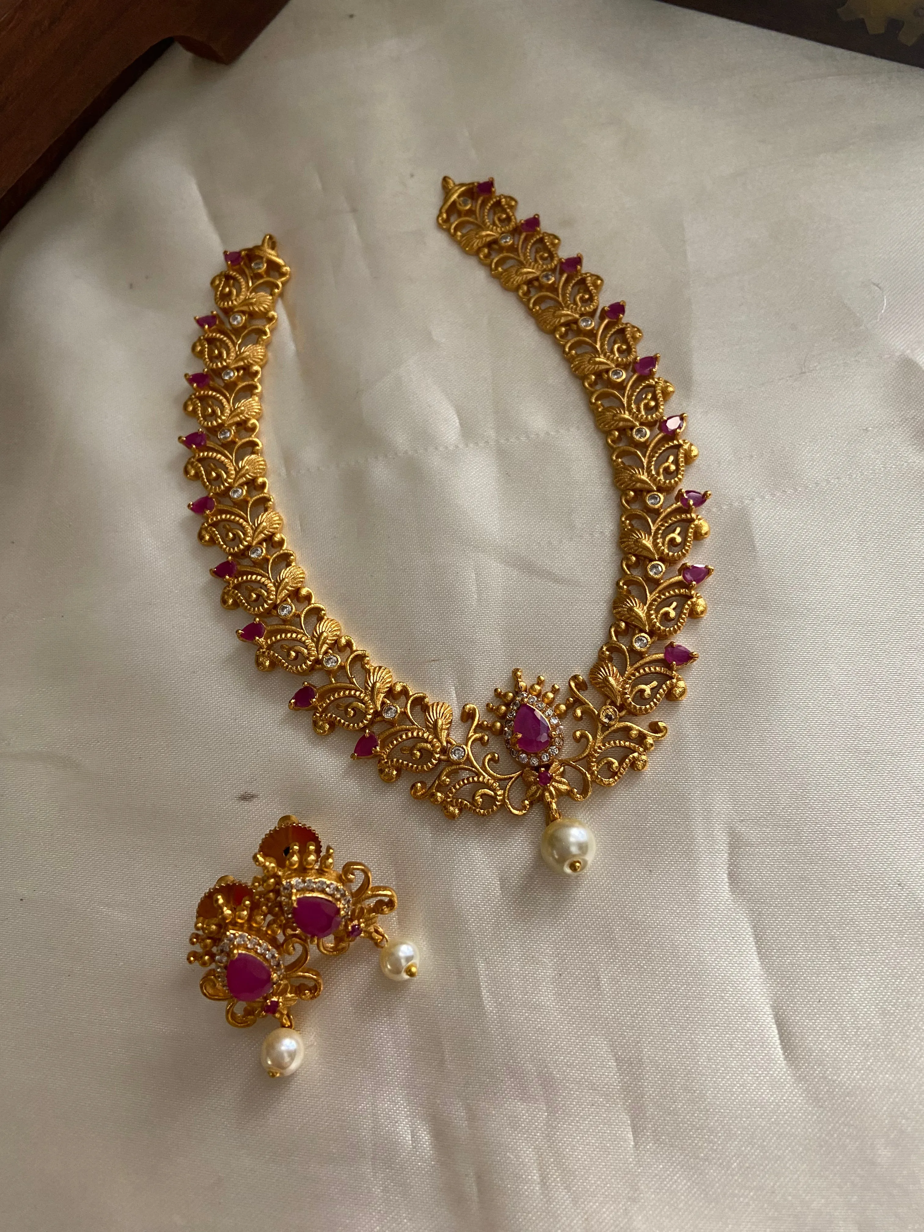 Simple mango necklace NC4
