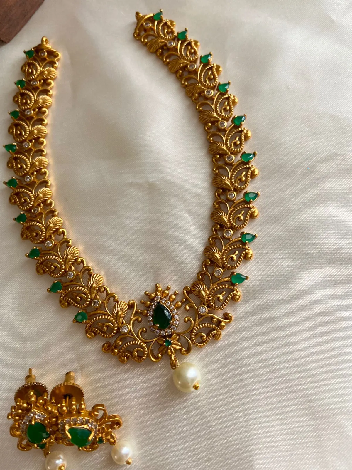Simple mango necklace NC4