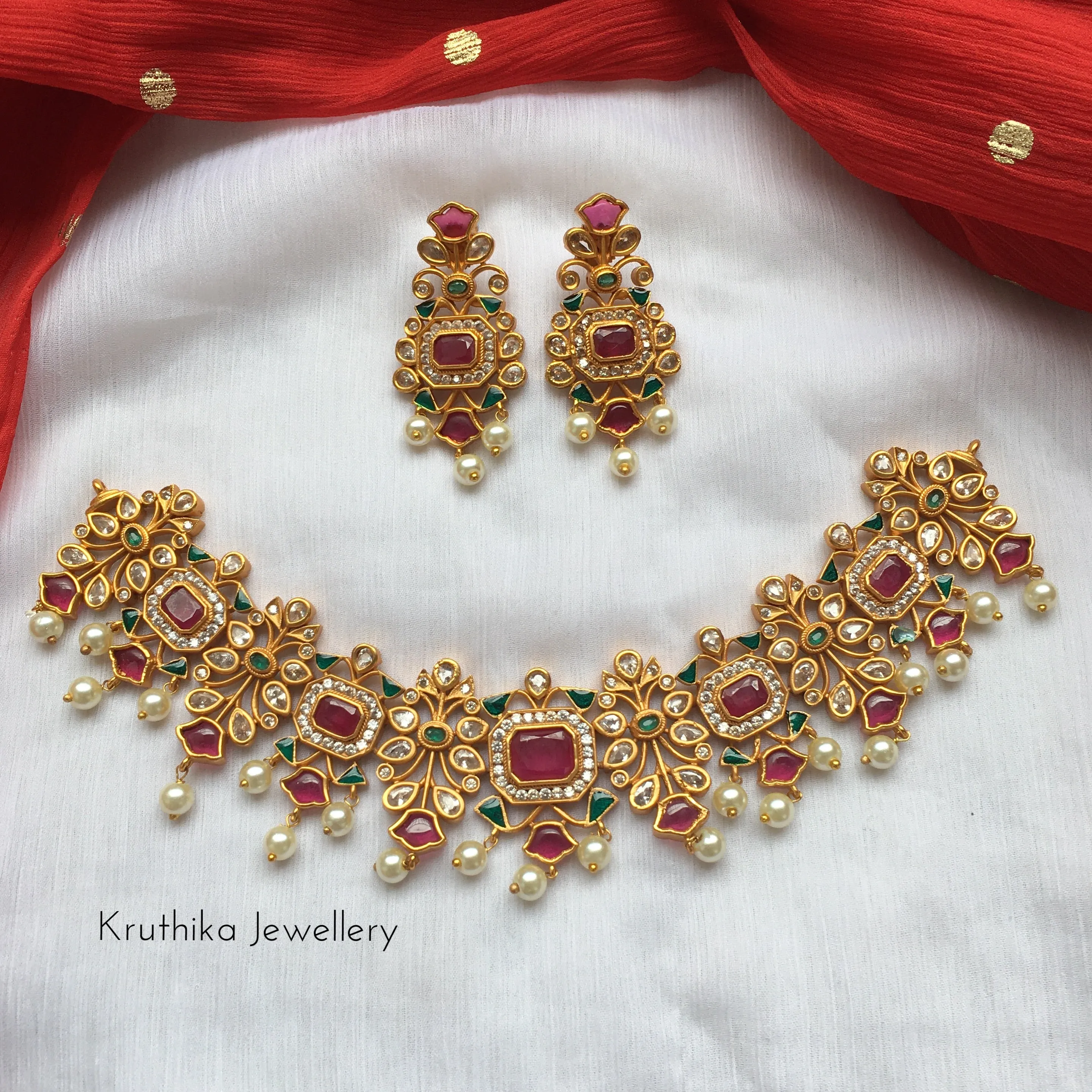 Statement AD necklace NC78